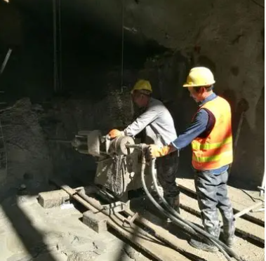 大观水下抗分散灌浆料特点 水下不分散注浆料介绍